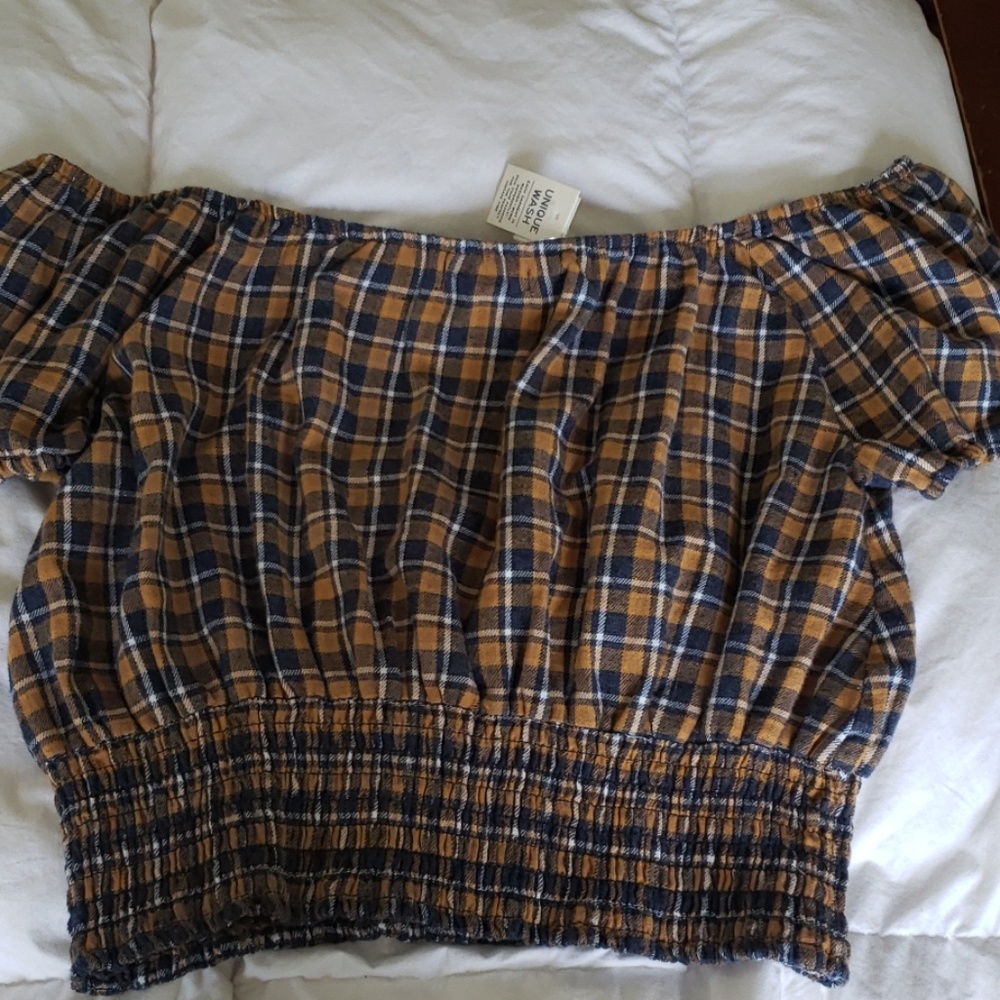 Aeropostale plaid off shoulder crop